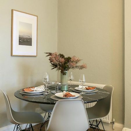 Chic 1 Bedroom Apartment In Bloomsbury, Sleeps 4 London Exteriör bild