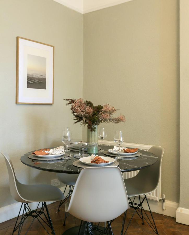 Chic 1 Bedroom Apartment In Bloomsbury, Sleeps 4 London Exteriör bild