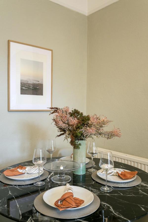 Chic 1 Bedroom Apartment In Bloomsbury, Sleeps 4 London Exteriör bild